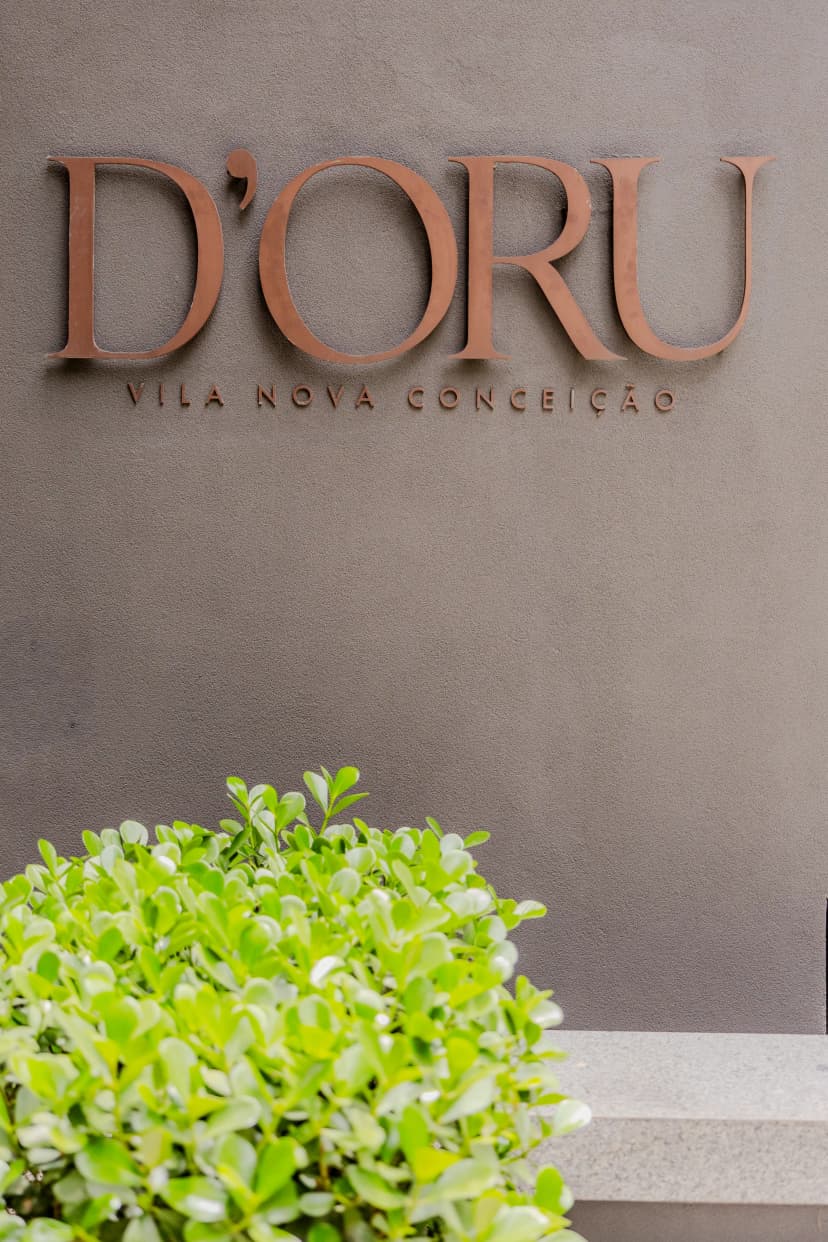 Letreiro D'ORU Vila Nova Conceição na fachada do prédio do consultório psicológico